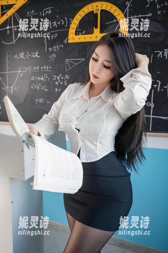 微密圈 - 120斤的小王同学的浴室原图，有资源的请排队，还有什么好说的？