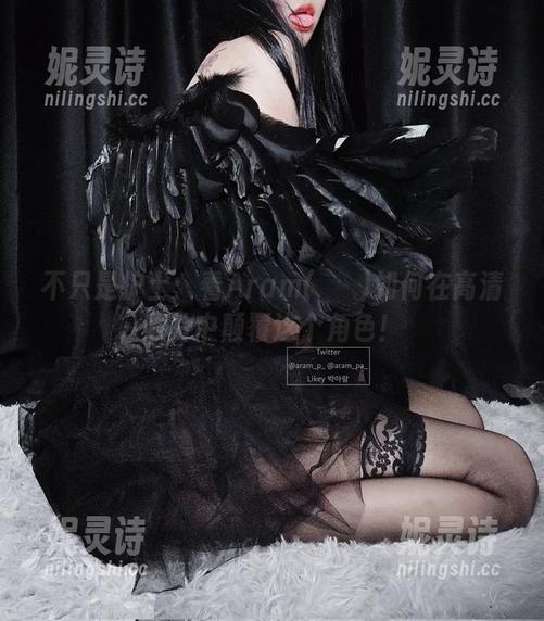 不只是护士：看Aram(아람)如何在高清照片中颠覆这个角色！