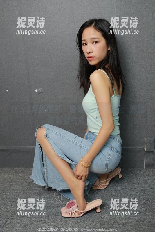 IESS异思趣向 - 喵姐的私房图集：潮流与御姐气质的交织