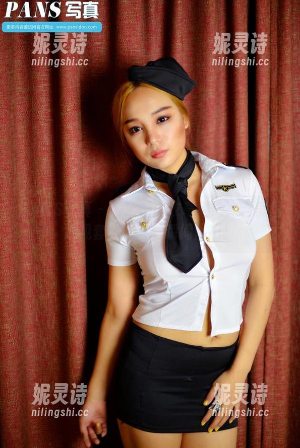 PANS写真-沁沁 PANS写真 - 沁沁的内衣奇遇记:当美图遇见套图,尴尬瞬间百出!