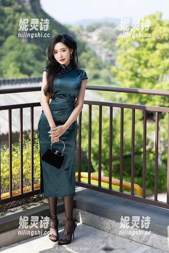 XIAOYU语画界-林乐一 XIAOYU语画界 - 林乐一的写真:连衣裙和风静静对话,你听到了吗?