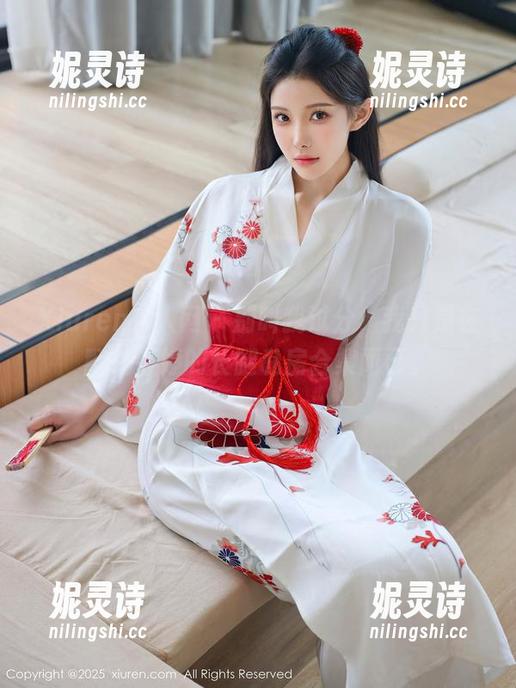 Xiuren秀人网-刘婷婷 Xiuren秀人网 - 别叫我过分,我只是在翻刘婷婷的长腿私房合集而已。