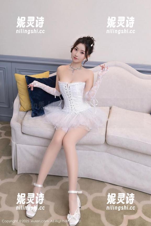 Xiuren秀人网-徐莉芝Botty Xiuren秀人网 - 在徐莉芝Botty的妹妹合集里,找回童年那份无知的快乐