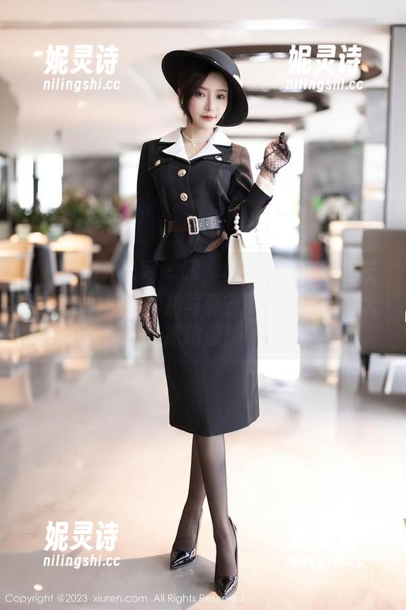 Xiuren秀人网 - 咦，林文文yooki的长腿怎么可以免费拍写真？可能太美了被大家抢着！