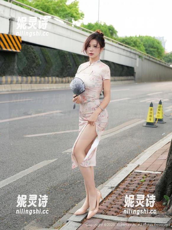 Xiuren秀人网-雨夕cy Xiuren秀人网 - 雨夕cy透明选集:“哈哈”作品,让我捧腹,让我觉得我作品也可以打打酱油!