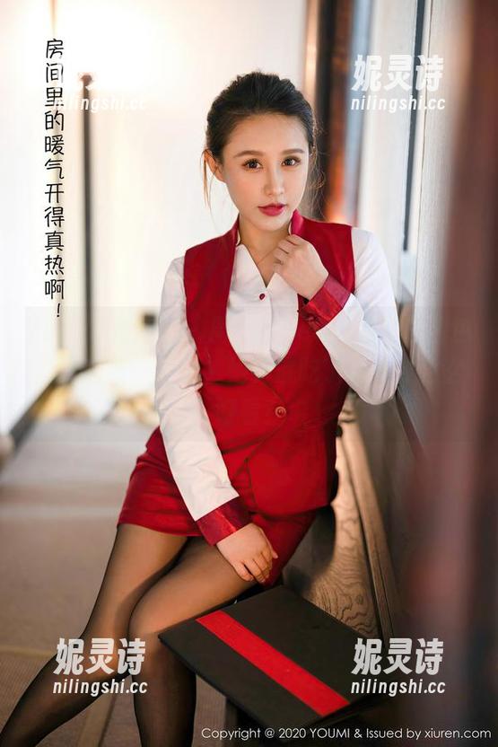 YouMi尤蜜荟-周思乔Betty YouMi尤蜜荟 - 周思乔Betty的空姐图包:一边看一边想,她到底吃了什么才这么好看?