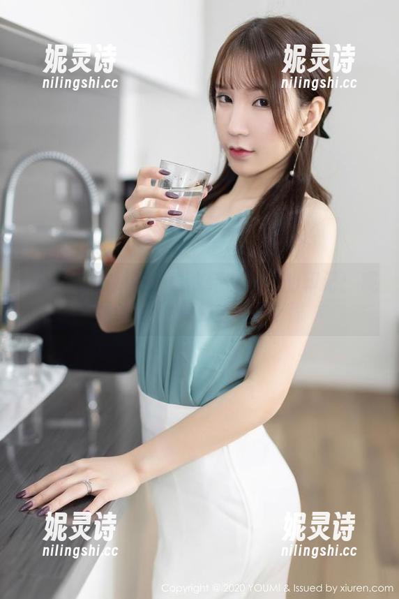 YouMi尤蜜荟-黄歆苑 YouMi尤蜜荟 - 黄歆苑在校园的印记:观看这个合集我有点小吃惊
