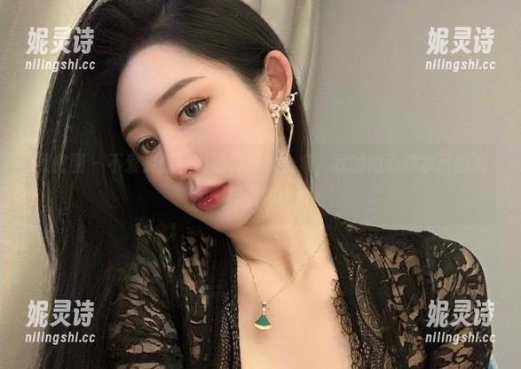 微密圈 - 不爱笑的赛琳的死库水合集，我的内心像水里的泡泡一样五彩斑斓。