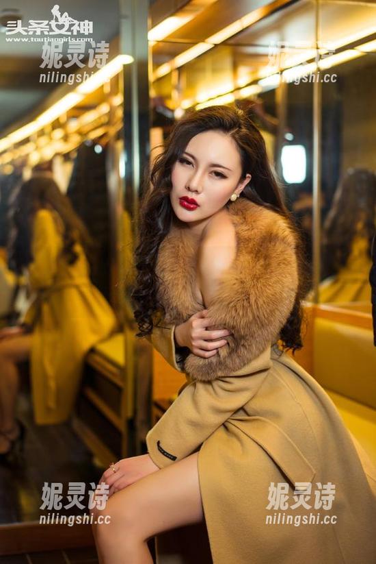 头条女神 - 李由美的女仆写真，竟然让人想象得有点不妙……