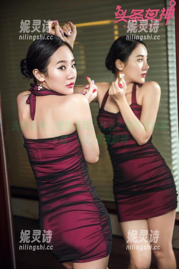 头条女神-梁芮溪 头条女神 - 眼镜里藏了什么?梁芮溪合集下载,自己发现趣味