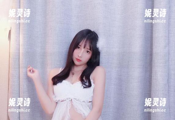 小小奶瓶儿 兔女郎加长版的图片,小小奶瓶儿将她的风格玩得淋漓尽致!