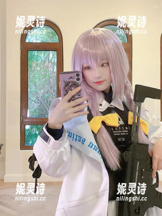 一组在线的旅拍作品，来自“弥美Mime”。这能随便拍，别人干嘛那么用心？