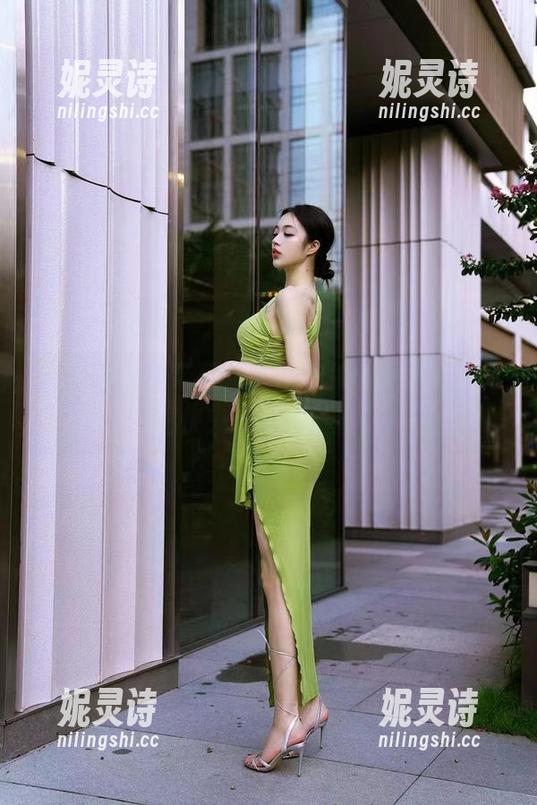 徐珺大哥 微密圈 - 自带网袜气场的徐珺大哥,写真原图快来收下这份幽默!