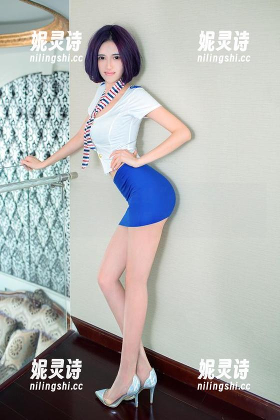 推女郎 - 王馨瑶的在线“礼服”图集，猜猜哪件让她最想露脸？