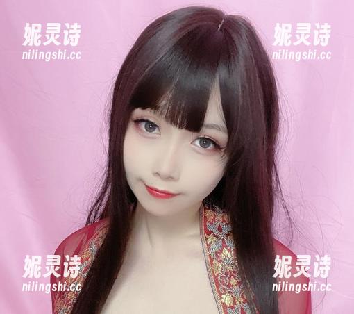 末夜787带你出发！蜘蛛侠妹妹的cos写真，让你心头一热