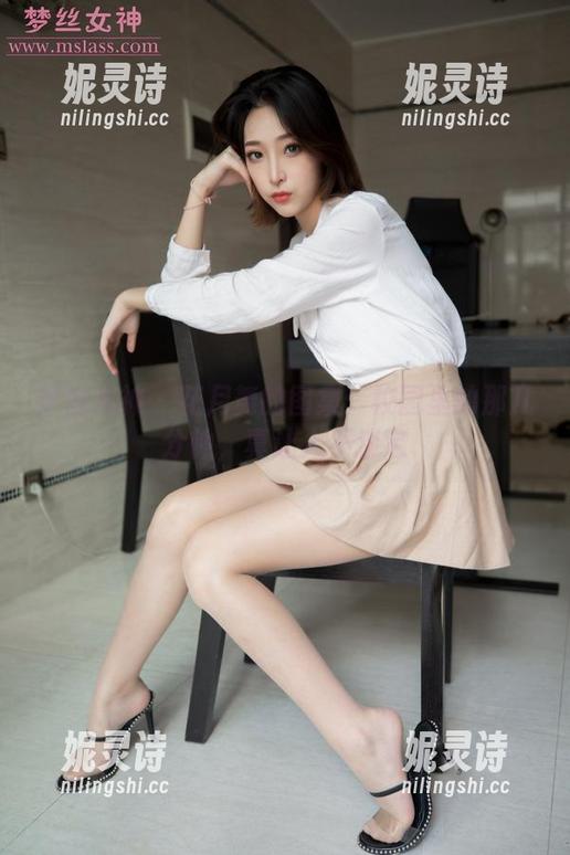 梦丝女神-花月舞 梦丝女神 - 花月舞的图集:校园里的那几分钟,真让人不淡定