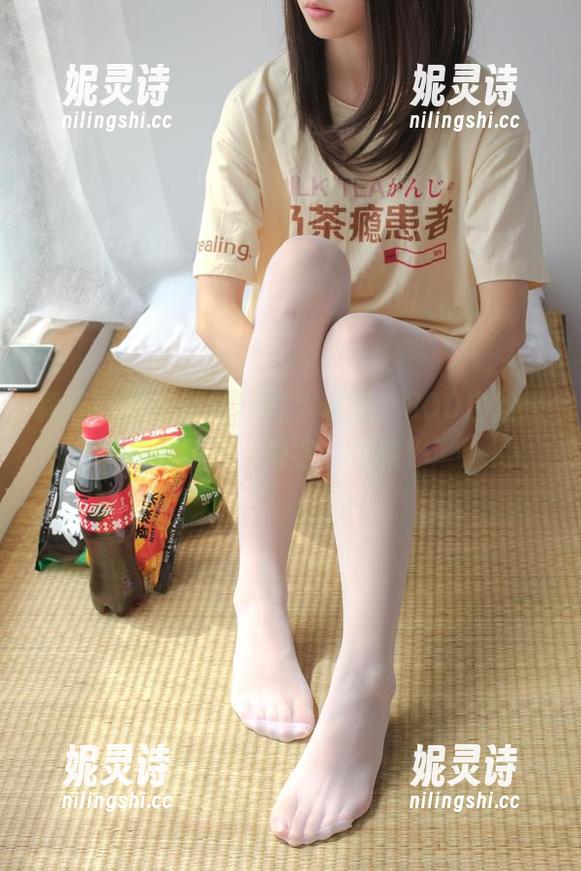 森萝财团 - 默陌写真大曝光，80D白丝搭配祥云，俩字：优雅！