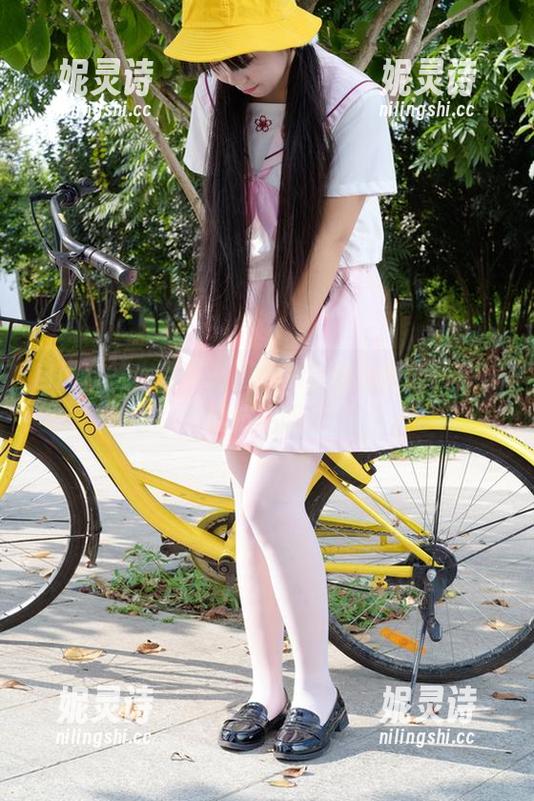 自问自答，森萝财团的黑丝体操服美图，你能抗拒吗？
