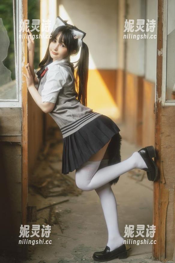 樱井宁宁 下载樱井宁宁的校服写真,究竟是为了看还是为了收藏?