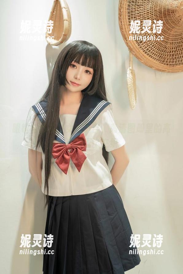 爆机少女喵小吉 眼镜与爆机少女喵小吉,高清图册里的高冷与逗比交织