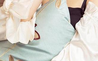 爱尤物 - 这是小苑嫣的双人福利图集，不知不觉就看了个通宵。
