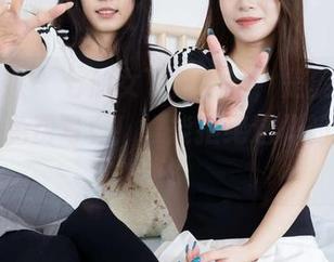物恋传媒 - 七仙女下凡？不，是案例猫耳姐姐的免费写真！谁能拒绝这样的耳朵诱惑？