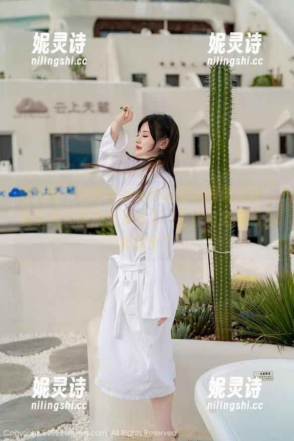 秀人网 - 安然Maleah的最新图册来啦，秘书风还原得太及时了，工作和美丽怎么能两全？