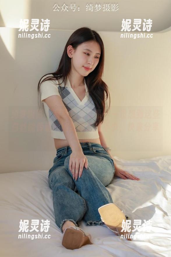 绮梦摄影 - 蔡蔡白丝临摹——没想到这些白丝能传递的幽默感还真不少，快来分享一波！