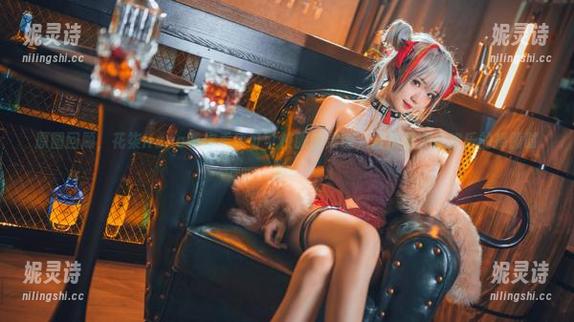 花柒Hana 原图回顾,花柒Hana带你看唐可可校服的灵魂,合集里满是欢乐的捧腹时刻!