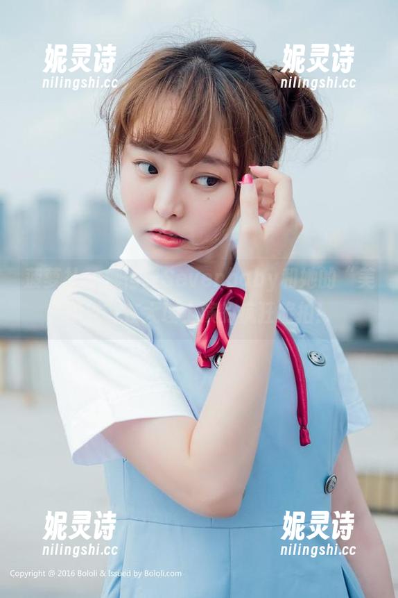 菠萝社 - 柳侑绮Sevenbaby和她的“美图党”在大理上演的疯狂旅拍！