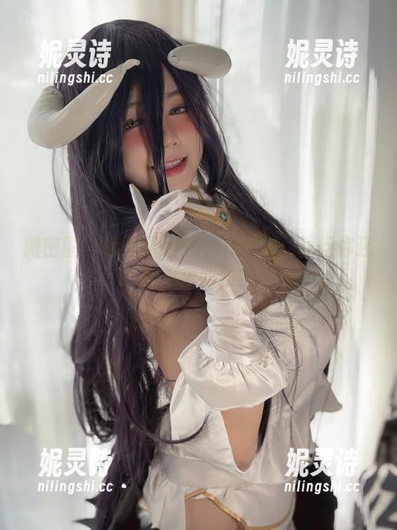 微密圈 - 葱油饼er的女仆定制：就问你还爱不爱吃饼？