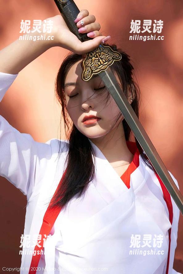 蜜桃社 - 从广场舞到私拍，豆瓣酱女王的美图抢眼实力派！