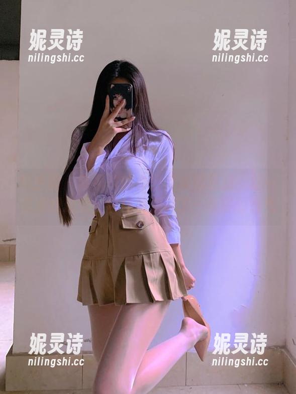 微密圈 - 陈佩奇的办公室美图更新：这一张是我最爱，它让我想起了…咖啡的香气