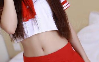 青豆客 - 岑苑之barbiebaby少女写真，有点不走寻常路，真有个性。