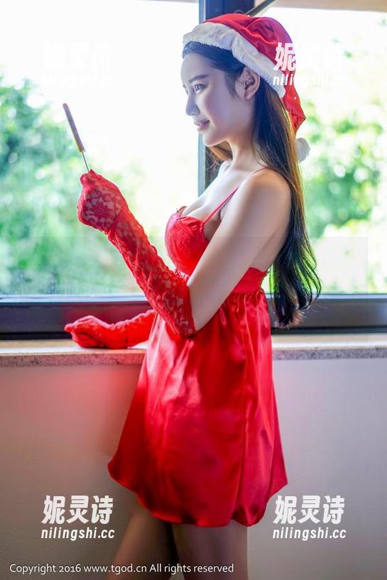 青豆客 - 嘘，看这黄歆苑chobits的内衣写真，图集就是个“小秘密”，边缘的暧昧太吸引人了。